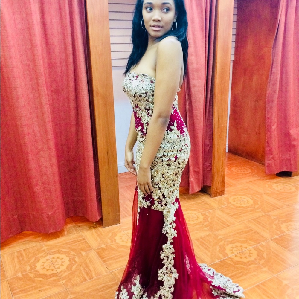 Prom Dress - Picture 2 of 3